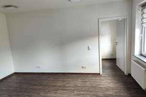 Gepflegte 2-Zimmer Wohnung im 1. OG in Fürth-Südstadt – Leyherstr. 7, 90763 Südstadt Industriegebiet, Fürth – Vorschaubild 3
