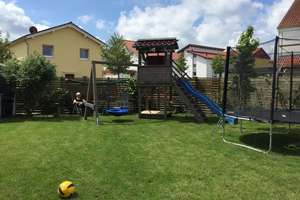 Großzügiges 8-Zimmer-Haus mit 278 m², Galerie, Garten und Bürooption in Göttingen – Dawesbreite 4, 37079 Elliehausen, Göttingen – Vorschaubild 9