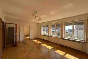 Attraktives 3-Familienhaus mit schönem Garten in zentraler, aber ruhiger Lage von S-Sillenbuch! – Die vollständige Adresse der Immobilie erhältst du vom Anbieter., 70619 Sillenbuch (Ortsteil), Stuttgart – Vorschaubild 10
