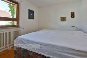 Reiheneckhaus mit Garage und großem Garten – Die vollständige Adresse der Immobilie erhältst du vom Anbieter., 72760 Reutlingen-Mitte, Reutlingen – Vorschaubild 12