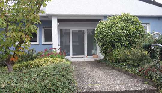 Bild von *** RESERVIERT***Mehrfamilienwohnhaus mit 5 Parteien auf parkähnlichem Grundstück