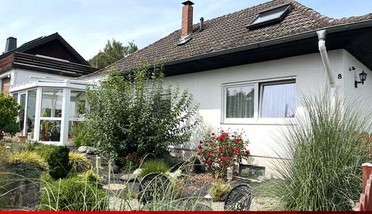 Bild von Hambach: Charmantes Einfamilienhaus mit Wintergarten