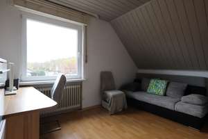 Doppelhaushälfte mit Garage, Garten & ausgebautem Dachboden – Viel Platz für Ihre Ideen – Die vollständige Adresse der Immobilie erhältst du vom Anbieter., 26871 Papenburg – Vorschaubild 12