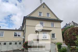 Wohnhaus in Helmbrechts – Die vollständige Adresse der Immobilie erhältst du vom Anbieter., 95233 Helmbrechts – Vorschaubild 1
