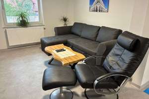 Renovierte, modern möblierte 3-Zi-Maisonette-Wohnung mit EBK und Stellplatz in guter Wohnlage – Die vollständige Adresse der Immobilie erhältst du vom Anbieter., 34132 Nordshausen, Kassel – Vorschaubild 2