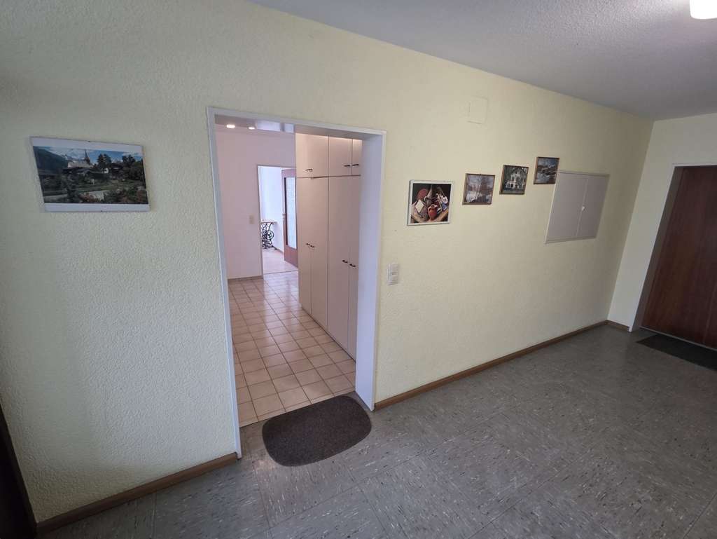 Immobilie in Inzlingen - 4,5 Zi.-ETW mit EBK, Balkon, Aufzug & TG-Platz - Bild 4