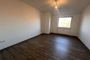 Großzügige, schöne 3-Zimmer-Dachgeschosswohnung! – Zum Stutenkerl 19, 49090 Eversburg, Osnabrück – Vorschaubild 7