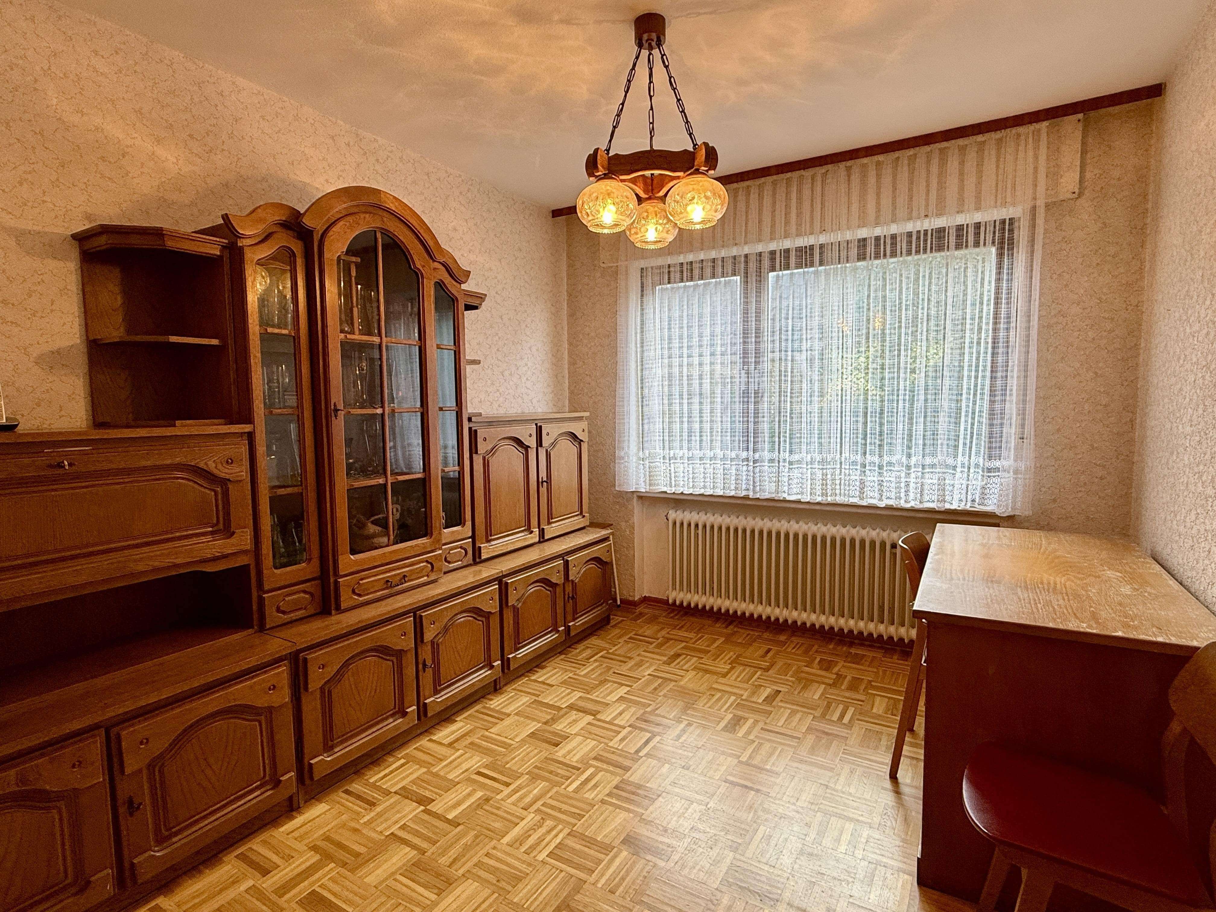 Immobilie in Hude (Oldenburg) - Zweifamilienhaus mit großem Grundstück und viel Nutzfläche - Bild 11