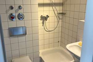 Kleine Stadtwohnung auf 2 Etagen mit Balkon undTiefgaragenstellplatz – Steinstrasse 27a, 76137 Innenstadt-Ost, Karlsruhe – Vorschaubild 3