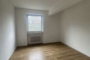 Sanierte 2 Zimmer Wohnung mit Balkon – Kartäuserstr. 1, 40468 Unterrath, Düsseldorf – Vorschaubild 3