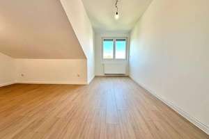 Exklusive Dachgeschosswohnung- frisch saniert & sofort bezugsfertig – Die vollständige Adresse der Immobilie erhältst du vom Anbieter., 45138 Südostviertel, Essen – Vorschaubild 10