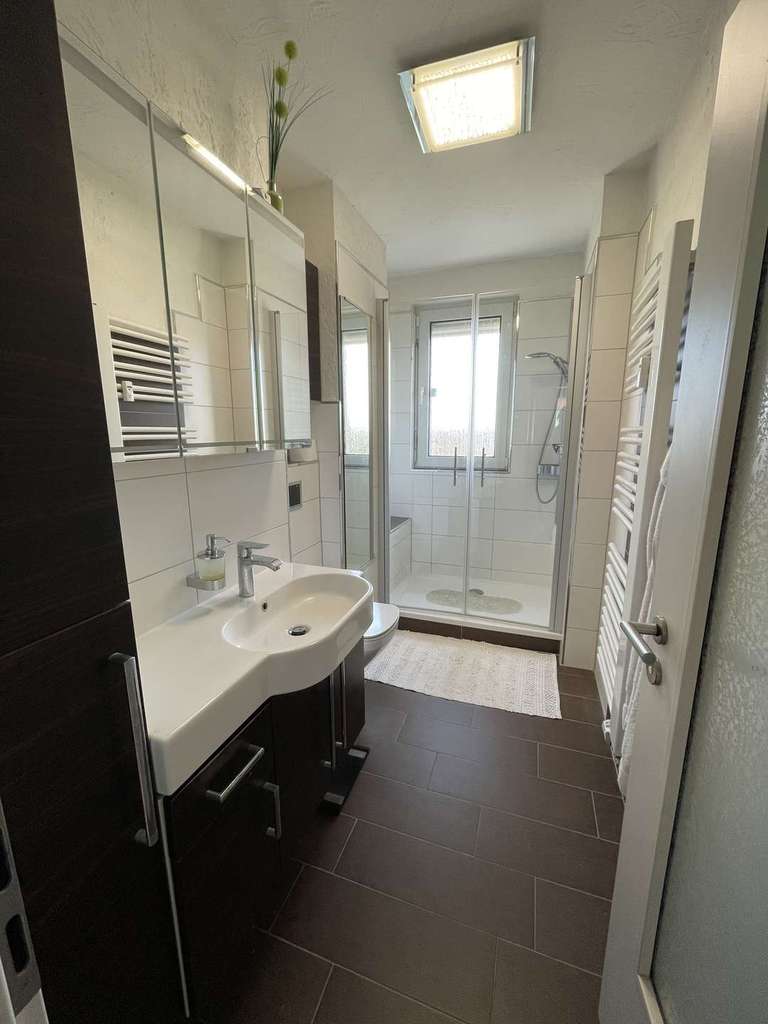 Immobilie in Regis-Breitingen - Schöne 3-Raum Eigentumswohnung mit Balkon und Einbauküche in Regis-Breitingen zu verkaufen - Bild 1