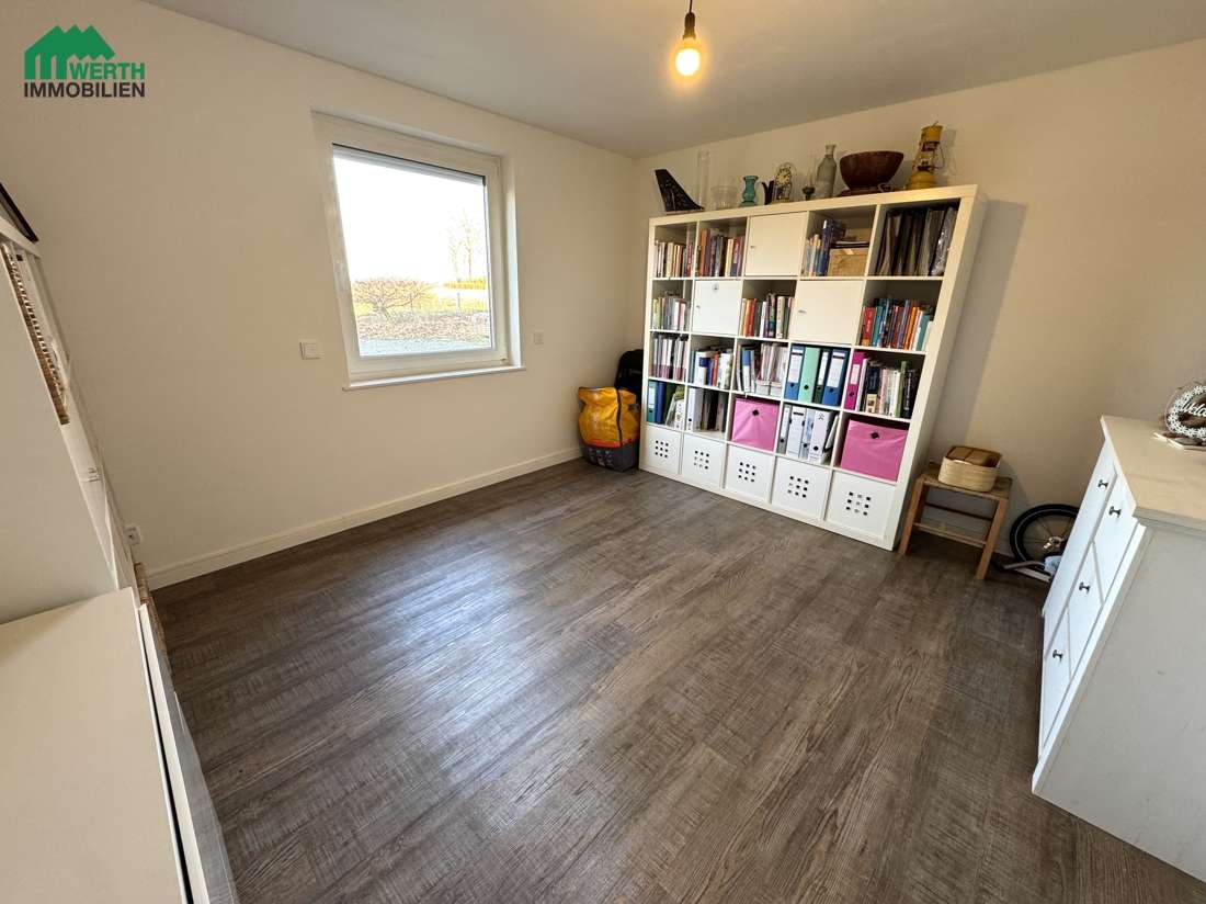 Immobilie in Burweg - Großzügiges Zweifamilienhaus mit modernem Innenausbau & riesigem Grundstück - Bild 8