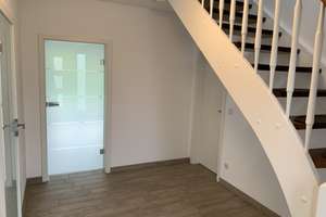 Exklusive Stadtvilla mit Garage und großzügigem Garten in Falkensee – Die vollständige Adresse der Immobilie erhältst du vom Anbieter., 14612 Falkensee – Vorschaubild 10
