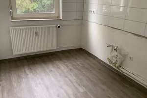 Schöne Wohnung sucht Mieter: praktische 2,5-Zimmer-Wohnung – Dirschauer Straße 7, 28237 Gröpelingen (Ortsteil), Bremen – Vorschaubild 3