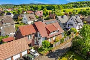 2 Familienhaus mit großen Wohnungen und wunderschönem Grundstück – Osnabrück (Kreis) – Vorschaubild 1