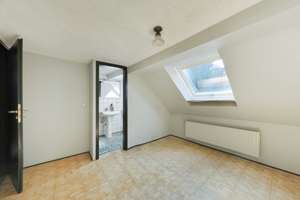 Viel Platz, solide Substanz ... ein Haus voller Möglichkeiten – Die vollständige Adresse der Immobilie erhältst du vom Anbieter., 42117 Elberfeld West, Wuppertal – Vorschaubild 12