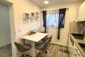 Kernsanierte 4-Zimmer Wohnung mit schöner Einbauküche und Loggia in Haste! – Osnabrück – Vorschaubild 6