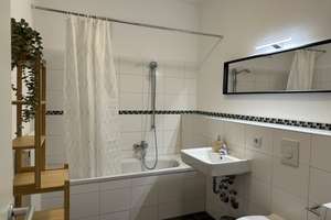 From 04.11 - Wonderful apartment in the hot spot of Friedrichshain! – Die vollständige Adresse der Immobilie erhältst du vom Anbieter., 10245 Friedrichshain, Berlin – Vorschaubild 6