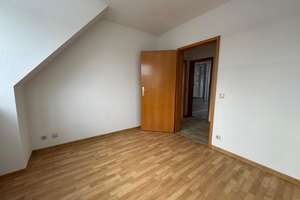 2-Zimmer-Dachgeschosswohnung in zentraler Lage – Hagerstraße 18, 8645 Bad Elster – Vorschaubild 3