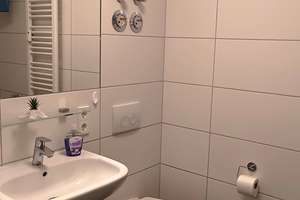Helle 1-Zimmer Wohnung im 1. OG mit Aufzug in Würzburg-Lindleinsmühle – Am Schwarzenberg 13b, 97078 Lindleinsmühle, Würzburg – Vorschaubild 10