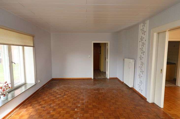 Immobilie in Groven - Gediegenes Einfamilienhaus auf schönem Grundstück mit altem Baumbestand in Lunden, Kreis Dithmarsche - Bild 13