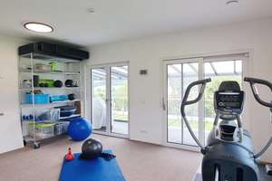 Exklusives Generationenhaus mit großem Garten und schönem Blick in Schlüchtern. – Die vollständige Adresse der Immobilie erhältst du vom Anbieter., 36381 Schlüchtern – Vorschaubild 10