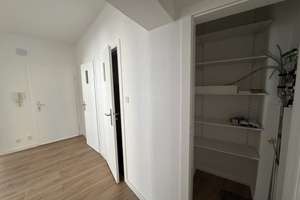 Frisch sanierte 3-Zimmer-Wohnung mit Balkon, Aufzug und Keller in Düsseldorf – Kirchfeldstraße 144, 40215 Friedrichstadt, Düsseldorf – Vorschaubild 12