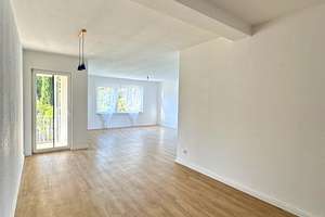 Gepflegtes 2-3 Familienhaus mit Garten + Garage, sofort verfügbar – Schulstraße 69a, 66773 Schwalbach – Vorschaubild 9