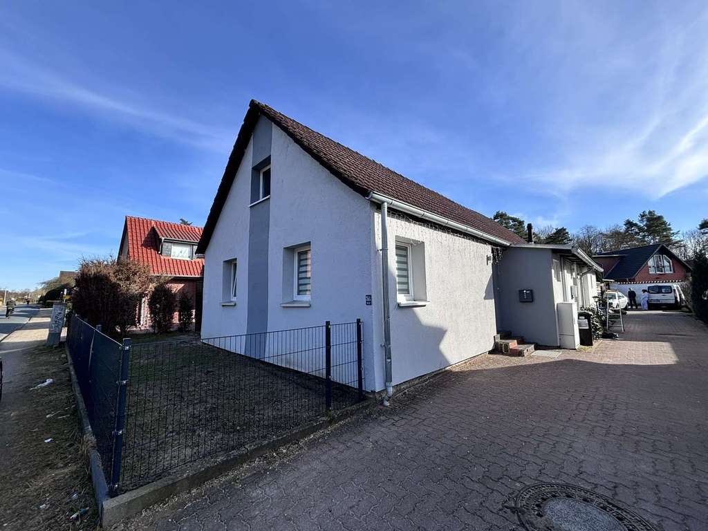 Immobilie in Ratzeburg - Zwei Häuser, sechs Wohneinheiten, vielfältige Möglichkeiten - Bild 1