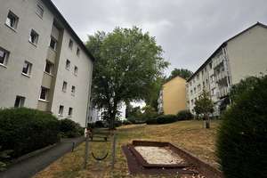 wunderschöne 3-ZimmerWohnung mit Balkon im gepflegtem Umfeld von Bonames – 60437 Bonames, Frankfurt am Main – Vorschaubild 3