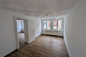 RENDITE-Stark :  Neuw. und San/Renov. Wohn- u Geschäftsh : Fußgängerzone, alles vermietet – Die vollständige Adresse der Immobilie erhältst du vom Anbieter., 96450 Mitte, Coburg – Vorschaubild 2