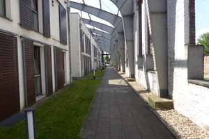 EXKLUSIVE WOHNUNG LUXURIÖS MÖBLIERT IN AUßERGEWÖHNLICHER LAGE SÜD-BALKON PARKETT NÄHE VOLKSGARTEN – Professor-Schwippert-Straße 5, 40591 Oberbilk, Düsseldorf – Vorschaubild 14