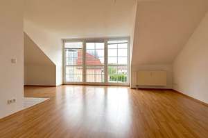 Charmante Dachgeschosswohnung mit Spitzboden in ruhiger Lage von Berlin-Bohnsdorf