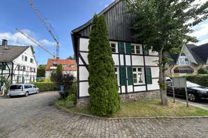 Ein historisches Schmuckstück in Bestlage – Denkmalgeschütztes Fachwerkhaus in Essen-Heisingen – 45259 Heisingen, Essen – Vorschaubild 3