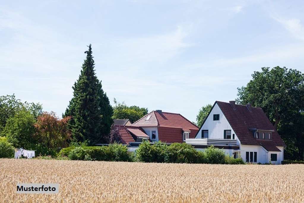 2-Familienhaus mit Garage in ruhiger Wohnlage - provisionsfrei