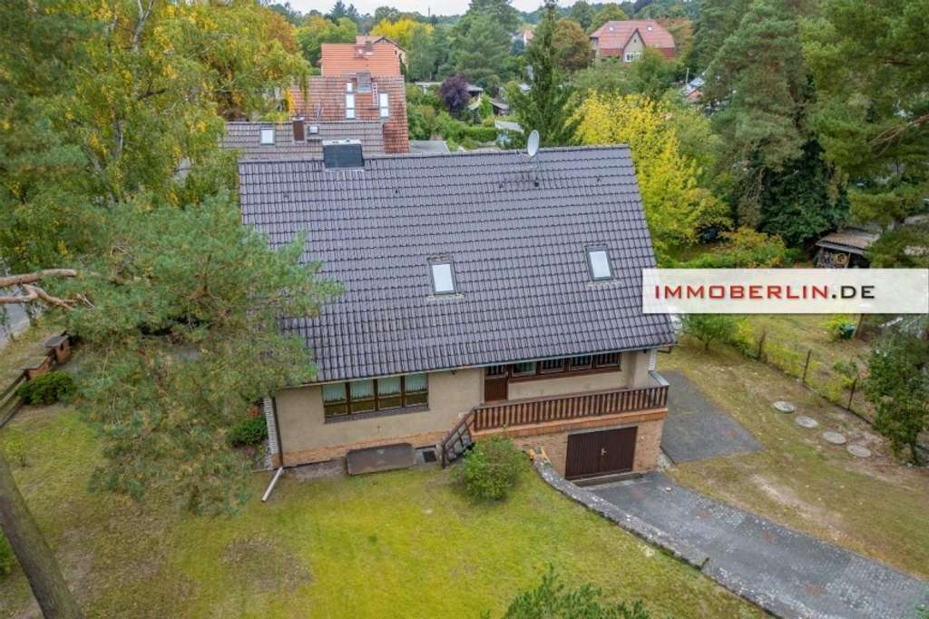 Immobilie in Birkenwerder - IMMOBERLIN.DE - Großartiges Haus mit harmonischem Sonnengarten, Südloggia & Garage in familienfreund - Bild 2