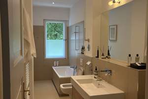 2,5-Zimmer-Wohnung in Wilmersdorf mit Balkon - Untermiete 1 Jahr – Güntzelstraße 66, 10717 Wilmersdorf, Berlin – Vorschaubild 4