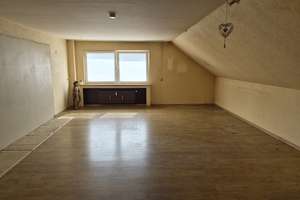 Große Dachgeschosswohnung mit Stellplatz – Die vollständige Adresse der Immobilie erhältst du vom Anbieter., 45886 Ückendorf, Gelsenkirchen – Vorschaubild 2