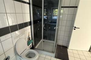 voll möbliertes WG Zimmer - an der Uni - in Mädchen WG – Die vollständige Adresse der Immobilie erhältst du vom Anbieter., 45326 Altenessen-Süd, Essen – Vorschaubild 6