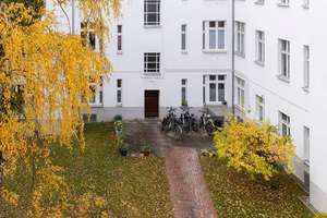 Bezugsfreie 1-Zimmer-Altbauwohnung – nur einen Steinwurf vom Lietzensee entfernt – Sophie-Charlotten-Straße 46a, 14059 Charlottenburg, Berlin – Vorschaubild 21