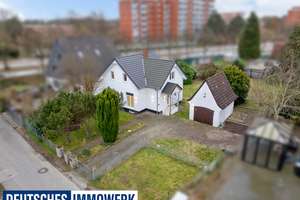 Kernsaniertes Einfamilienhaus auf Erbbaurechtsgrundstück in nachgefragter Lage von HH-Billstedt