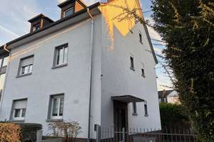 Frankfurt Sossenheim: Kapitalanlage mit drei Wohneinheiten und Garten – 65936 Sossenheim, Frankfurt am Main – Vorschaubild 3