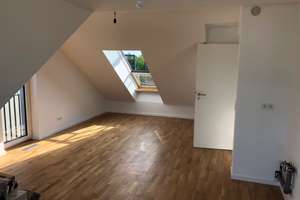2-Zimmer-DG-Wohnung in Riemerling