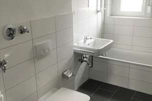 Renovierte 2 - Zimmer Wohnung mit Balkon in modernisierter Wohnanlage! – Jannerstraße 16, 93053 Kasernenviertel, Regensburg – Vorschaubild 5