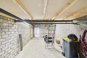 Teilmodernisiertes Einfamilienhaus mit Garage und Nebengebäude in Vettweiß-Kelz! – Broichstraße 7, 52391 Düren (Kreis) – Vorschaubild 28