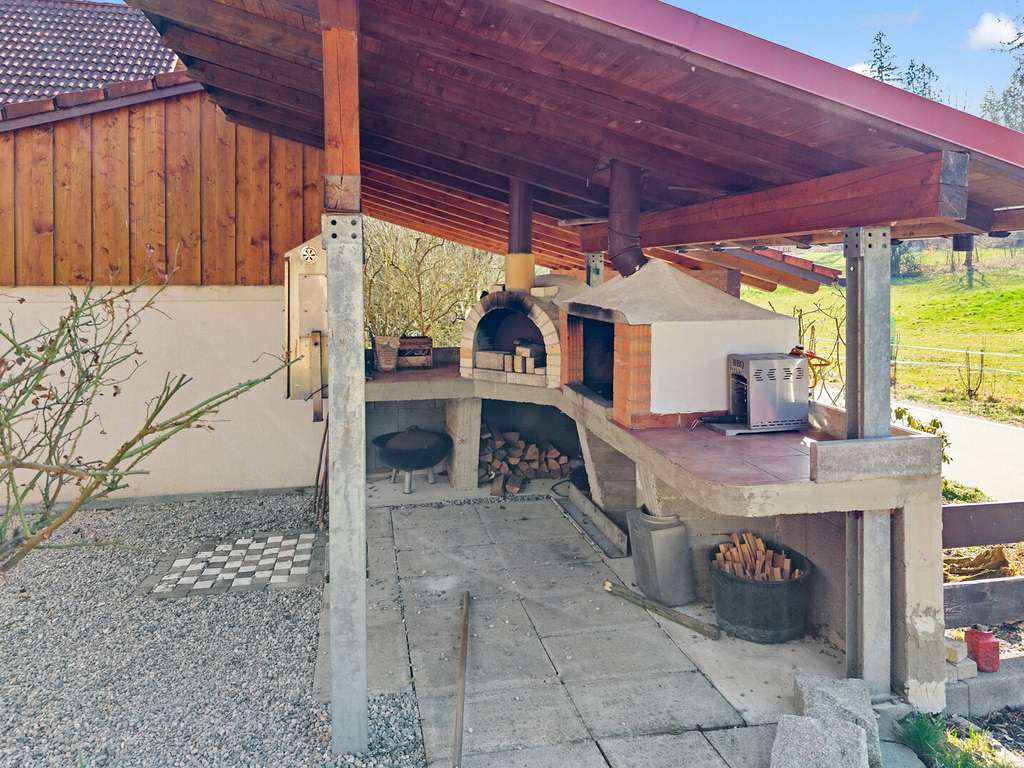 Immobilie in Wiedergeltingen - Großes Haus (ca. 245 m² Wfl./155 m² Nfl.) in Wiedergeltingen - Bild 4