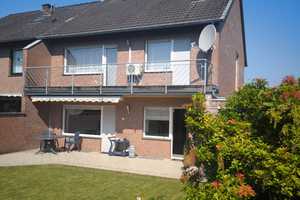 Modernisierte Doppelhaushälfte mit Garage, Garten und Balkon in ruhiger Wohnlage – Heinsberg (Kreis) – Vorschaubild 3