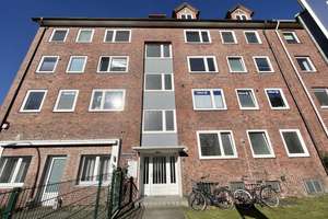 Erstbezug nach Renovierung: 4 Räume + großer Balkon (ohne Käufercourtage!) – Wolfshagen 1, 20535 Hamm, Hamburg – Vorschaubild 2