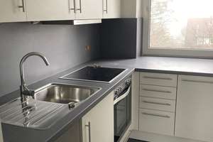 Sanierte 4-Zimmer- Wohnung mit West-Balkon und einer neuen Einbauküche! – Arno-Holz-Weg 10, 21077 Wilstorf, Hamburg – Vorschaubild 4